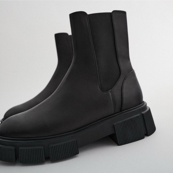 Zara Black Ankle Boots - Picture 3 of 7